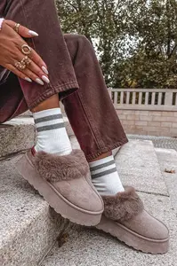 Boto Dámské sněhule na platformě s kožešinou a výšivkou tmavě béžové Querina