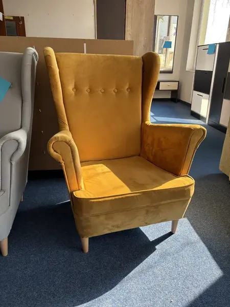 Křeslo Breso - Žlutá látka