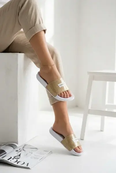 Levis dětské pantofle