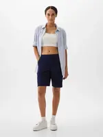 Tmavomodré dámske kraťasy GAP