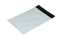 100 ks - Obálka plastová samolepicí bílo-černá 225x325, tl. 0,06 (80% podíl recyklátu)