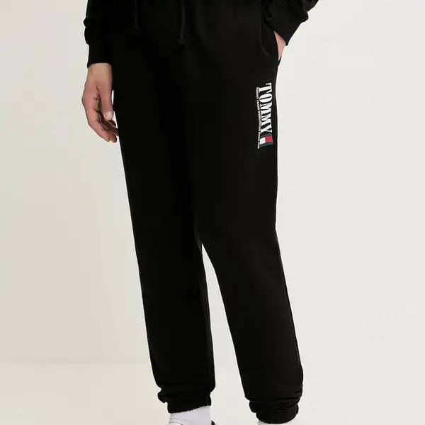 Bavlněné tepláky Tommy Jeans pánské, černá barva, s potiskem, DM0DM22145