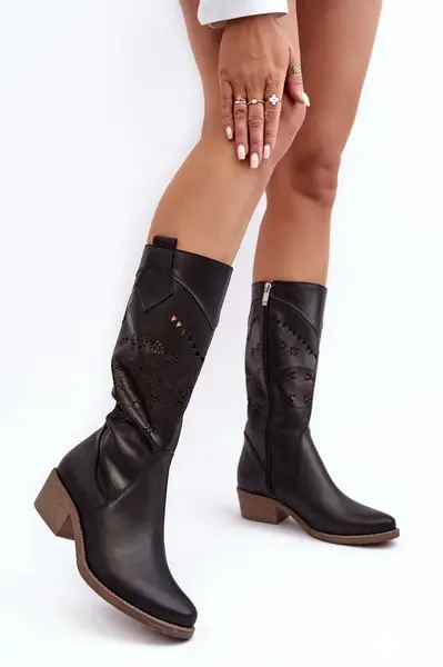 PA2 Kožené topánky s otvoreným vzorom čierna Sierra