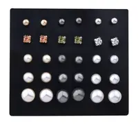 Troli Sada půvabných náušnic - pecky (15 párů)