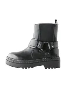 Next Čižmy  čierna