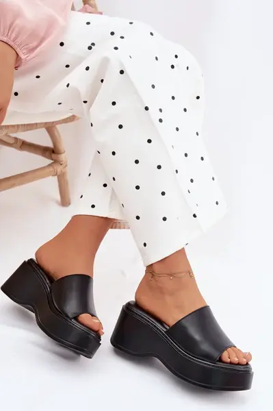 Dámské sandály na platformě Virelia