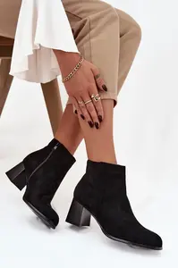Dámské kotníkové boty na blokovém podpatku