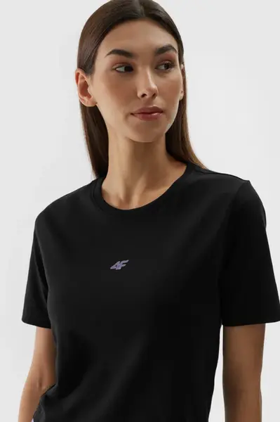 Dámske Bavlnené Tričko Slim Cropped 4F Čierne 4FWAW24TTS