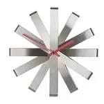 Nástěnné hodiny Umbra