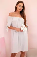 Kesi Włoski Dámske viskózové šaty s viazaním na rukávoch béžové