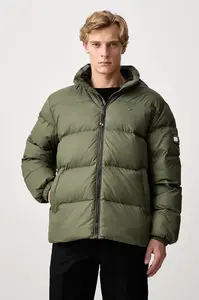 Tommy Jeans  péřová bunda pánská