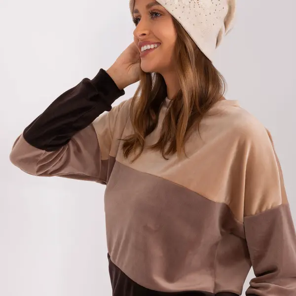 Cap-AT-CZ-23250.01P-light beige