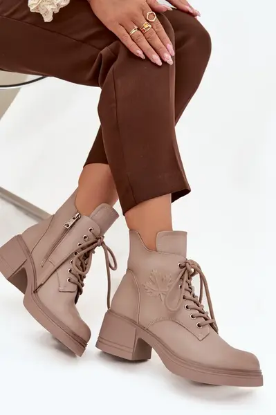 Dámské kožené kotníkové boty na podpatku vyhřívané Vinceza