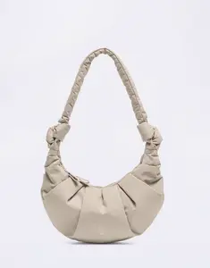Got Bag Pleat Moon Bag Small scallop