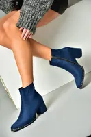 Dámské kotníkové boty na podpatku