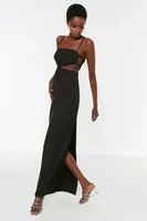 Trendyol černý pas detailní dlouhé večerní večerní šaty