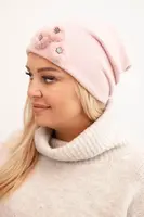 Polski Dámská čepice s ozdobnými chlupatými květinami elegantní černá