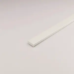 Profil plohý PVC bílý 30x1000