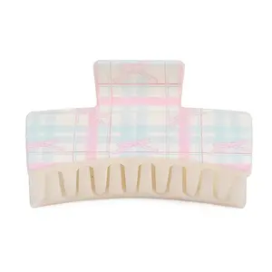 Plastic Printed Claw Hair Clips