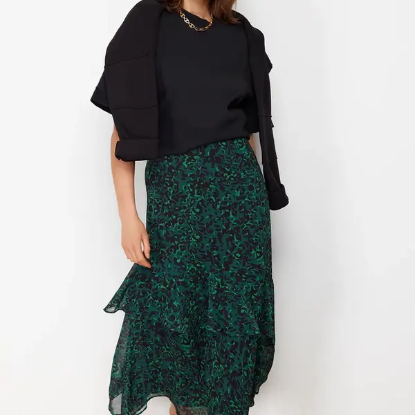 Zelená sukně s motivem zvířat a podšívkou od značky Trendyol