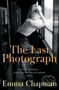 The Last Photograph - Emma Chapman - kniha z kategorie Společenská beletrie