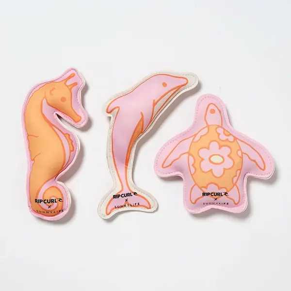 Sada plaveckých hraček pro děti SunnyLife Ocean Magic Pink x Rip Curl 3-pack více barev