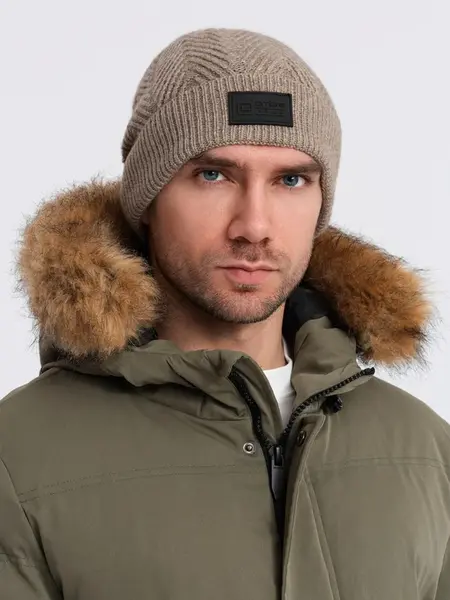 Ombre Men's knitted sweater-weave cap with patch - ash