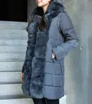 Gemre Gray long quilted jacket with detachable sleeves decorated with fur Louis