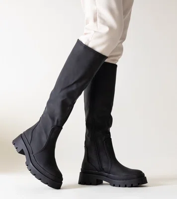 Gemre Black matte Rukena boots