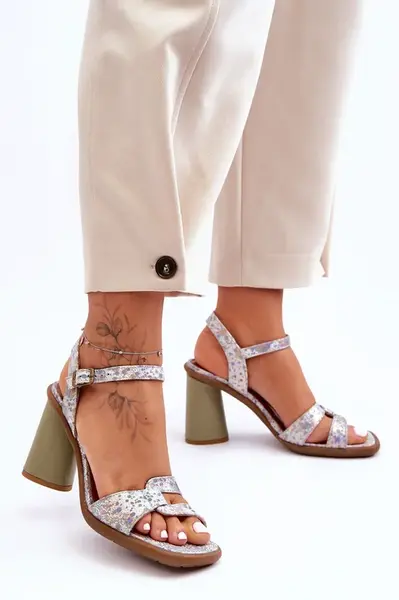 Kožené sandály na podpatku Maciejka