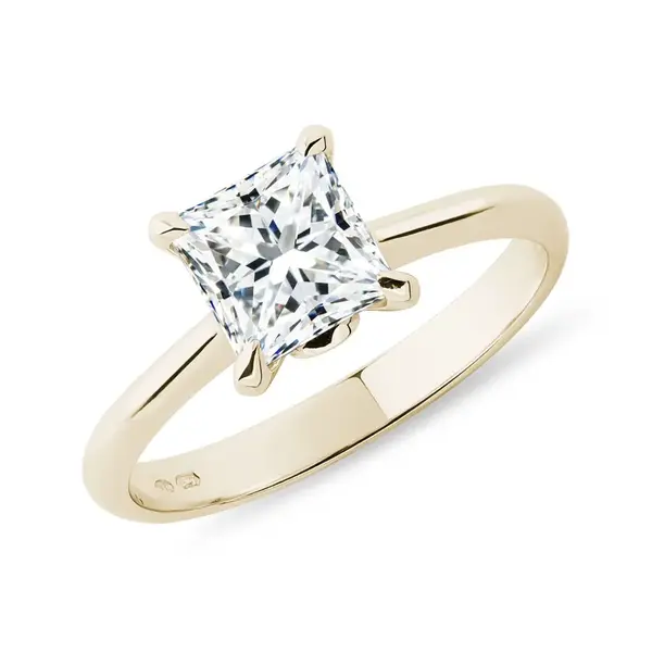 Prsteň zo žltého zlata s lab grown diamantom princess KLENOTA