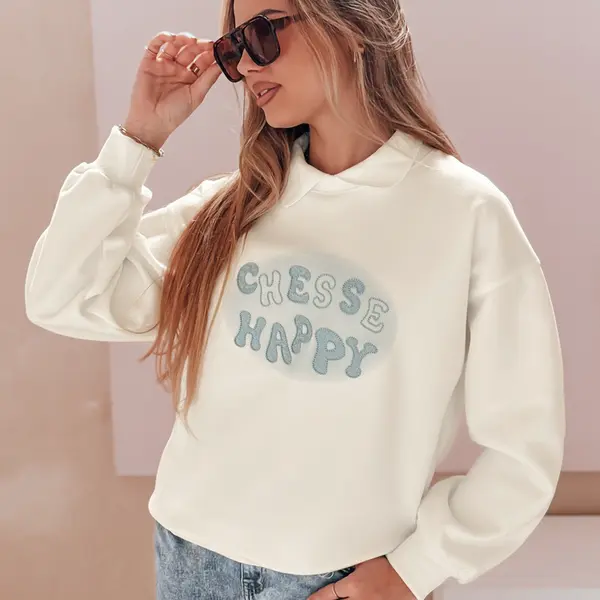 Bluza damska oversize z nadrukiem HAPIRES biała Dstreet