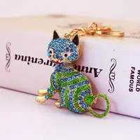 Fashion Rhinestones Enamel Sitting Cat Pendant Keychain