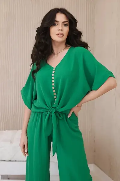 Set of blouses with trousers green