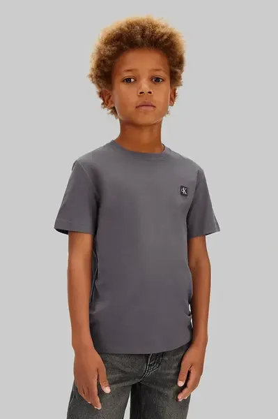 Dětské bavlněné tričko Calvin Klein Jeans šedá barva, s potiskem, IU0IU00543