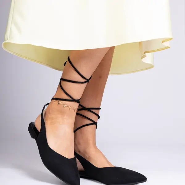 Gemre Čierne baleríny na plochom opätku viazané na členku Karlioz