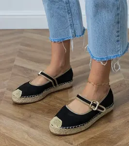 Gemre Čierne espadrilky s ozdobnou prackou Pilata