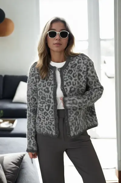 61353 Dewberry Leopard Patterned Cardigan-ANTHRACITE