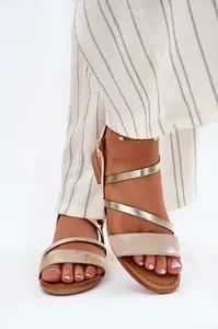 Kožené dámské sandály na plochém podpatku Maciejka