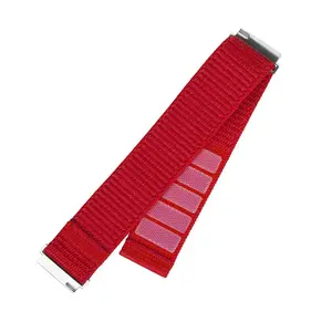Nylonový řemínek FIXED Nylon Sporty Strap s Quick Release 20mm pro smartwatch, červená