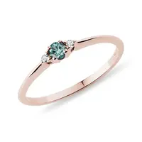 Romantický prsten s modrým diamantem v růžovém zlatě KLENOTA