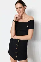 Trendyol černý svetr s knoflíkovými detaily