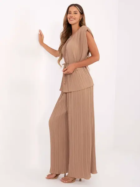 Set-MI-KMPL-A2554.69-camel