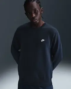 Nike Club L