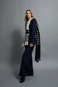 Marisse Black Checkered Scarf