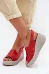 Dámske kožené sandále na platforme