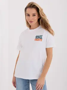 Bílé triko s krátkým rukávem