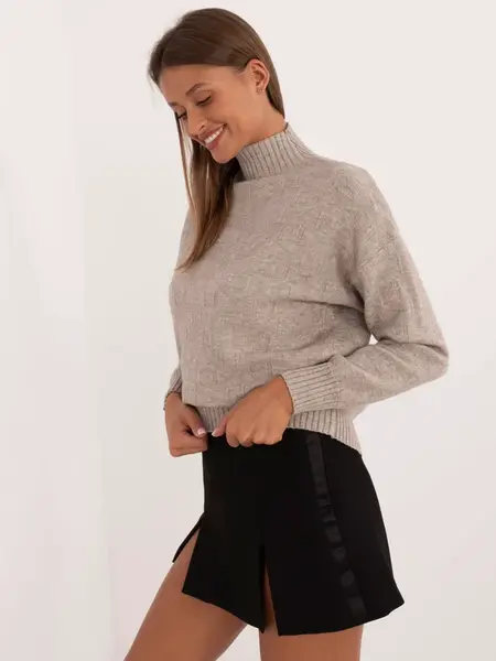 Tmavě béžový svetr s rolákem