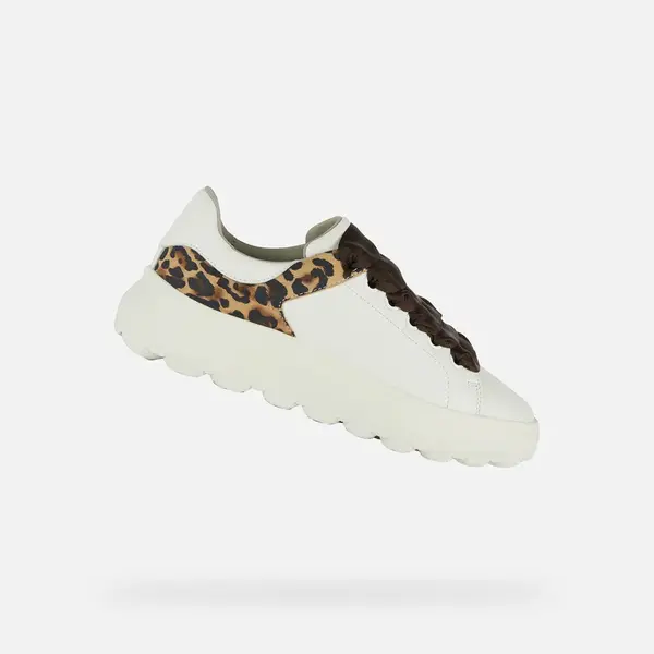 White women's sneakers Geox Spherica EC4.1 - Women's