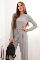 Kesi Włoski Dámsky viskózový komplet s blúzkou a širokými nohavicami šedý